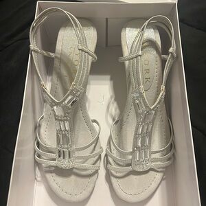 Silver Wedding Wedge